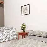 2000 sq ft Luxury 4bd Union Square Apartment